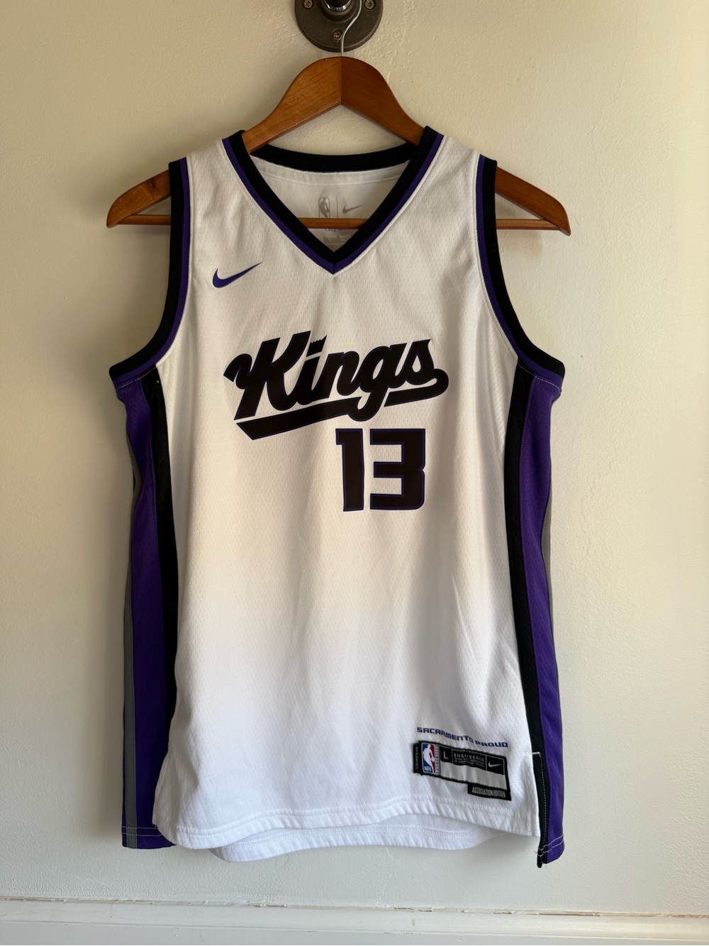 Sacramento Kings Keegan Murray White Purple Jersey Youth Large